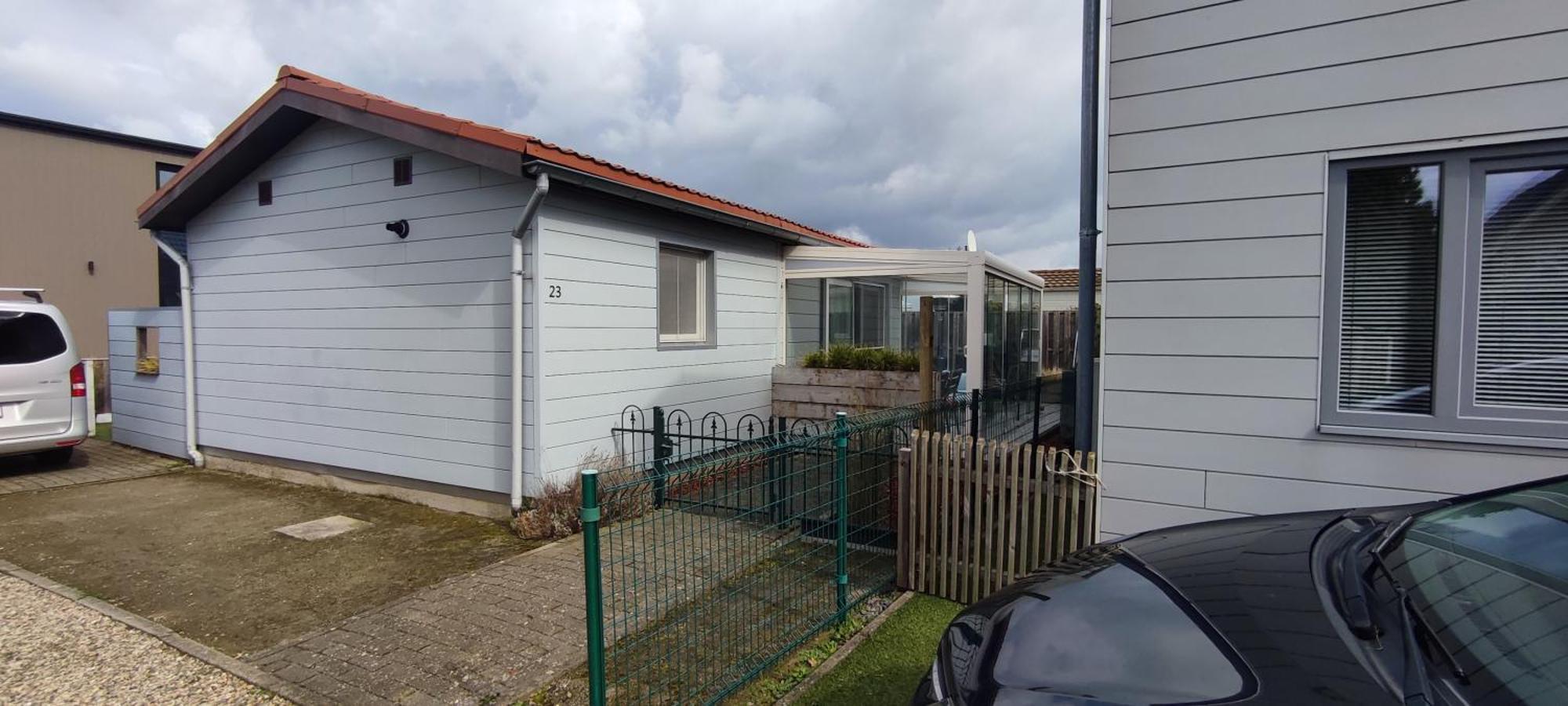 Maas Chalet Aldeneik Maaseik Eksteriør bilde
